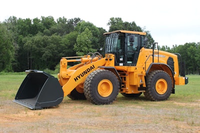 Hyundai Hl960 Hd Front Side View Of Guarding Package