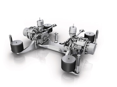 The AxTrax AVE electric drive axle from ZF drives low-floor buses up to a maximum axle load of 13,000 kg. The electric motors integrated into the wheel heads have a total output of 250 kW.