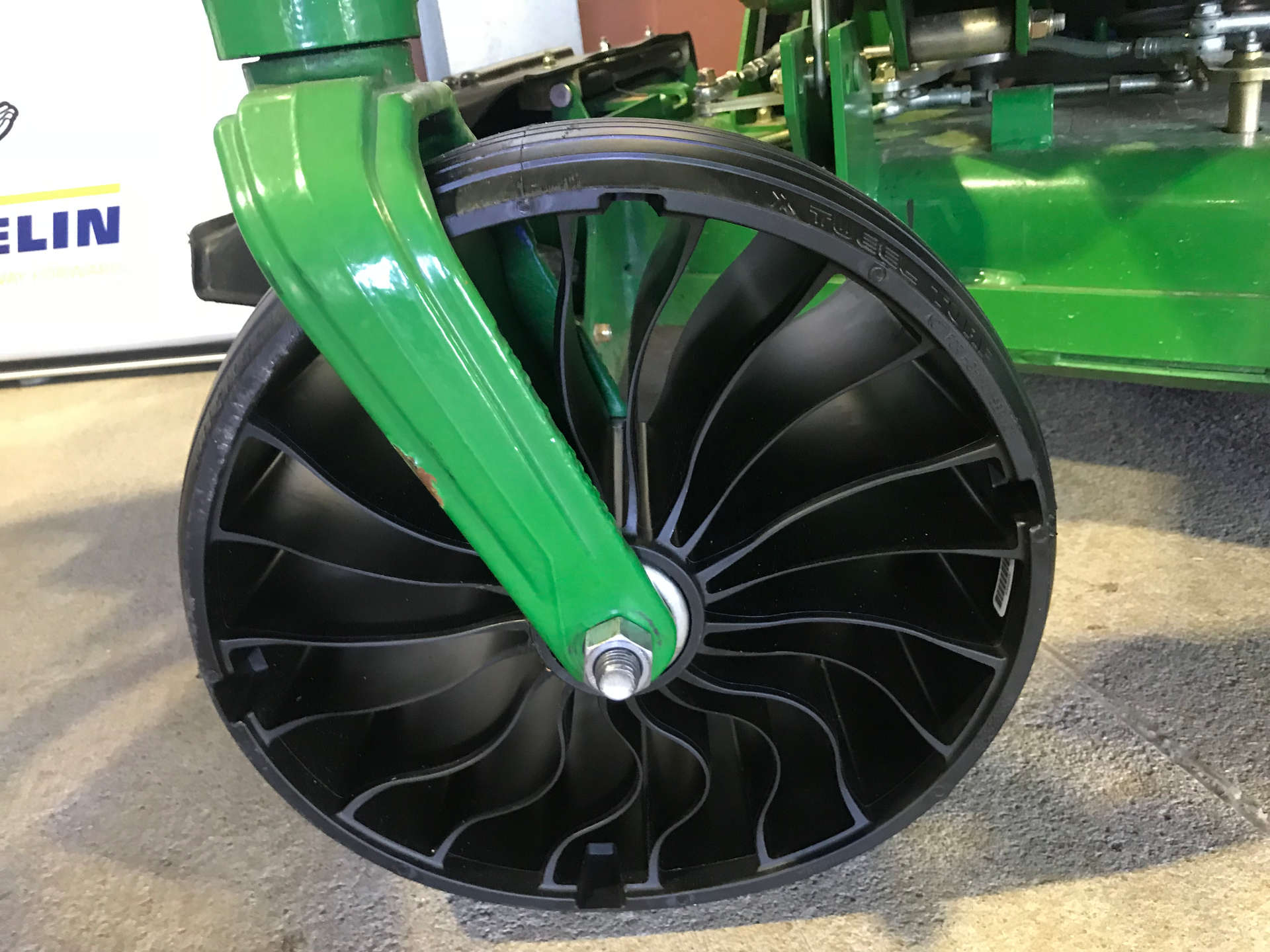 [275546]%20 John Deere054