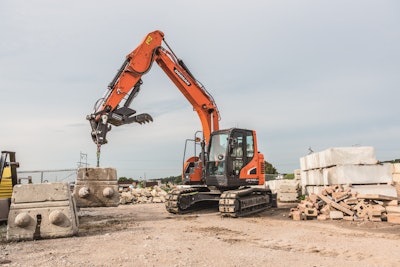 DX140LCR-5 reduced-tail-swing crawler excavator