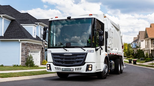 A panoramic windshield enables maximum visibility for drivers, enabling a better view of both pedestrians and drivers of other vehicles on daily waste collection routes.