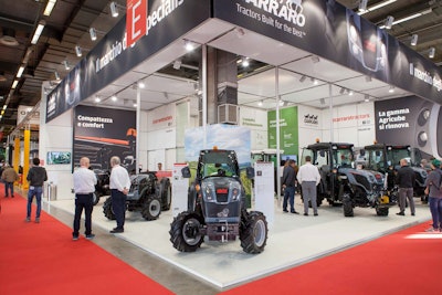 Carraro Stand