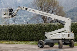 Dana Spicer Electrified Aerial Work Platform Full