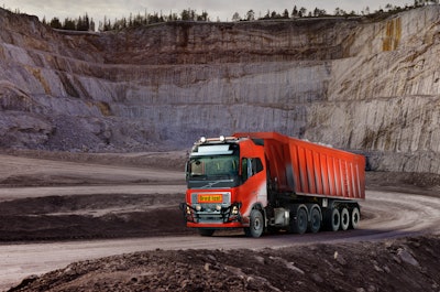 Volvo Trucks has signed a landmark agreement with Brønnøy Kalk AS to provide its first commercial autonomous transport solution.