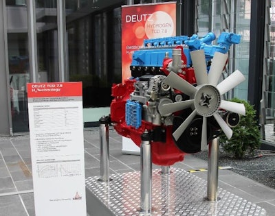 DEUTZ TCD 7.8 hydrogen engine.