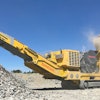 The hybrid B7e jaw crusher features a larger crusher unit (1,200 x 830 mm) and a higher maximum capacity (700 tph).