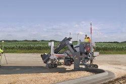 With the Wirtgen AutoPilot 2.0, the Field Rover measures the virtual string line support points.