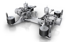 ZF's AxTrax AVE electric drive axle drives low-floor buses up to a maximum axle load of 13,000 kg. The electric motors integrated into the wheel heads have a total output of 250 kW.