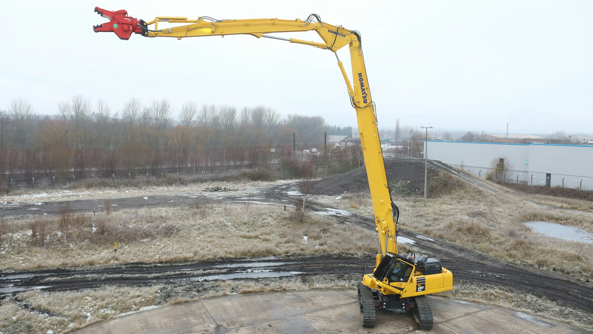 Komatsu Europe Releases New PC490HRD‐11 High Reach Demolition Excavator |  OEM Off-Highway