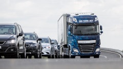The ZF Innovation Truck 2016 was equipped with Evasive Maneuver Assist (EMA), developed with WABCO, which automatically steers around hazardous areas safely and selects a free adjacent lane, slowing down independently until it comes to a stop.