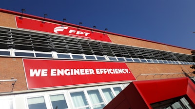 16412 20190215 105046