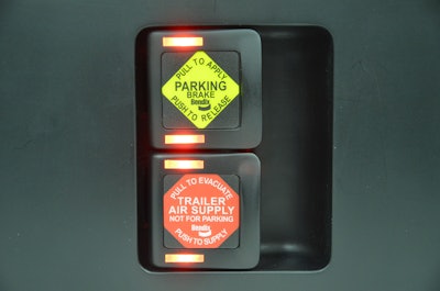 Intellipark replaces the traditional air parking brakes with illuminated electronic switches – helping prevent rollaway and runaway crashes. Easy to use and driver friendly, it delivers parking brake status on both the tractor and trailer.