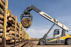 Liebherr Log Handler Lrs Lh Timber Handling Train300dpi