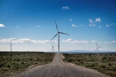 CO2-neutral electricity through wind power.