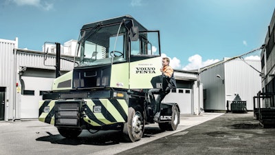 Volvo Penta Powered Electric Terminal Tractor To Star At Toc Europe