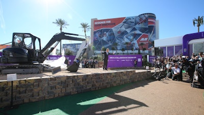 Unveiling of Project AME 3D printed excavator at Tech Experience during CONEXPO and IFPE 2017.