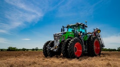 AGCO's new Fendt 900 features tire configurations to meet the needs of North America's row crop segment.