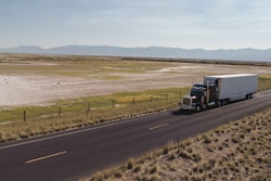 Class8 Truck Q Mvhk1 Ltn Cs Us