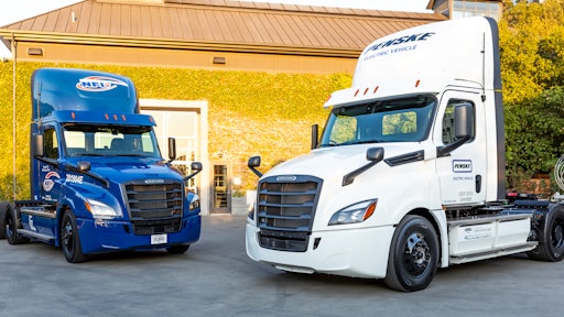 Freightliner E Cascadia