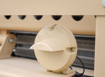 Mack Defense Truck Litefor M917 A3