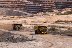 930 E Komatsu Truck At Az Proving Ground