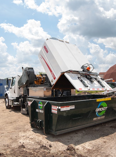 Elgin Sweeper Regen X Dumping 2