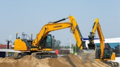 The 922F hydraulic excavator includes electronically controlled hydraulic system and intelligent heat dissipation technology.