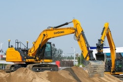 The 922F hydraulic excavator includes electronically controlled hydraulic system and intelligent heat dissipation technology.