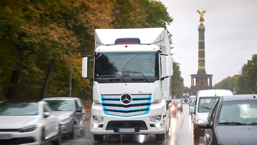 The Mercedes-Benz eActros heavy-duty truck, with a range of up to 200 km, is in intensive use by customers in Germany and Switzerland as part of the eActros “innovation fleet.'
