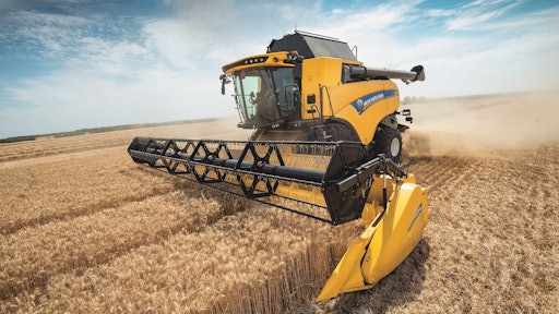New Holland won an Agritechnica Silver Medal for the new Ultra-Flow staggered drum design for the CX range of combines.