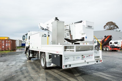Sea Buckettruck2