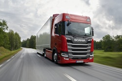 EU demand for new heavy trucks decreased by 15.2% in October 2019.