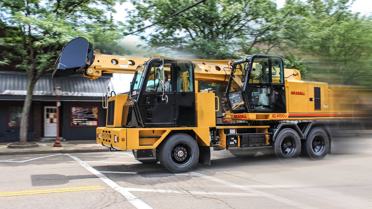 New Gradall XL 4100 V Excavator Features Fast Travel Speeds | OEM Off ...