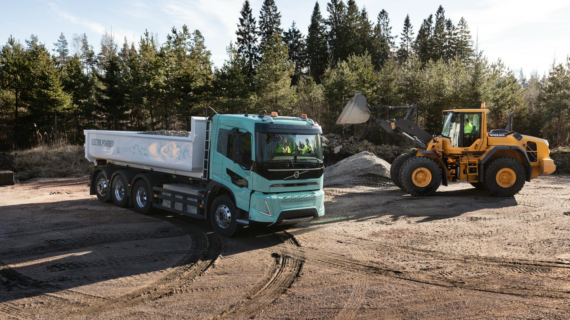 Volvo expands heavy electric truck lineup