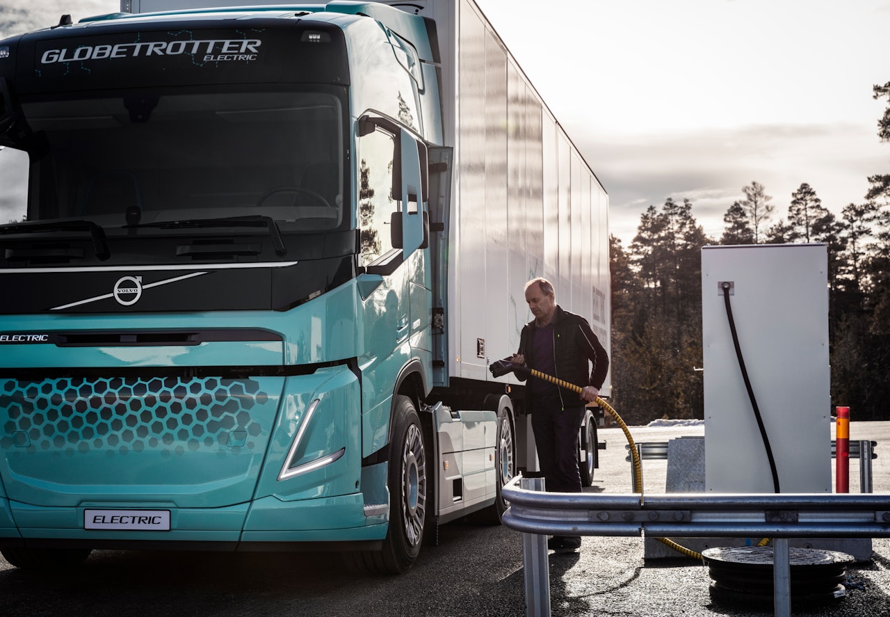 Volvo Trucks' new concept truck cuts fuel consumption by more than 30%