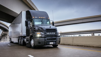 SmartWay certified Mack Anthem day cab models must be spec’d with roof fairings and side shields, chassis fairings and an aerodynamic bumper option.