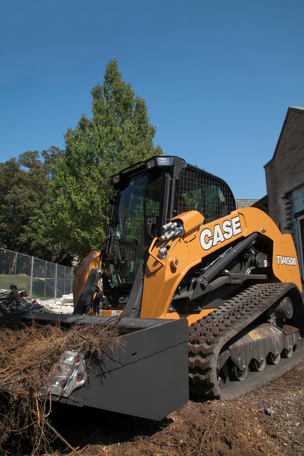 New CASE B Series Compact Track Loaders And Skid Steers Offer Improved ...