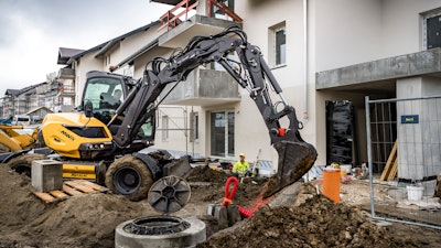 Mecalac's 9MWR provides good stability, accessibility and a compact design to ease maneuverability.
