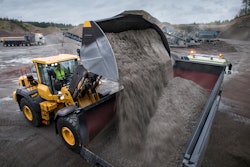 Apps like Operator Coaching help improve operator behavior and in turn job output.