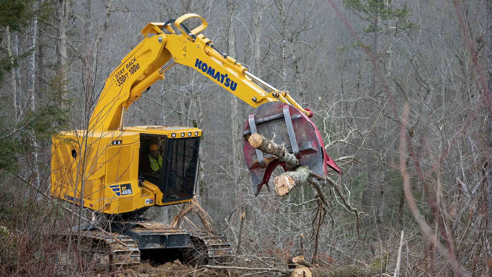 Komatsu Debuts New Xt465l 5 Feller Buncher Oem Off Highway