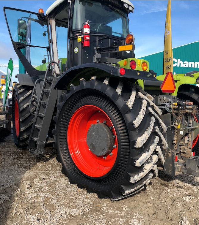 Are Airless Tractor Tires the Future