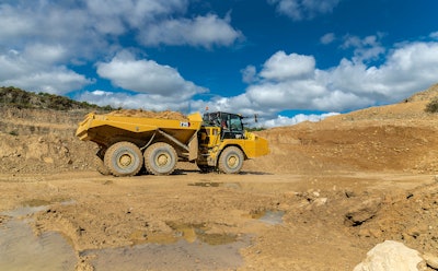 Cat725 Articulated Truck Loaded