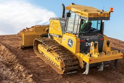 Jd 700 L Dozer 1