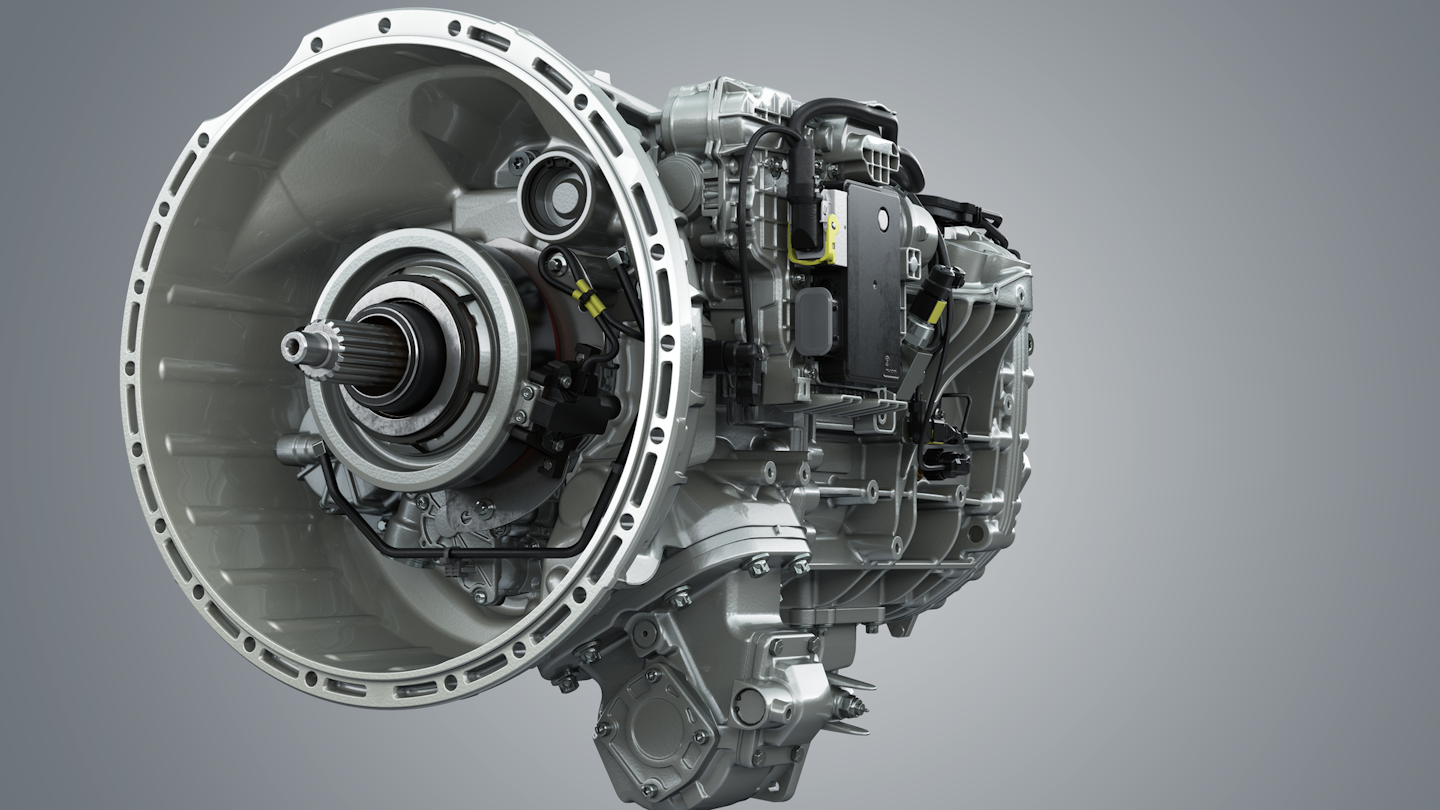 New DT12 Transmission Series and Redesigned DD15 Gen 5 Engine Offer