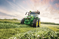 New updates for John Deere 5R Tractors include an optional 16/16 CommandQuad Auto Transmission.