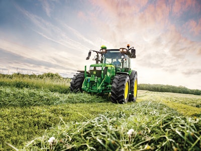 New updates for John Deere 5R Tractors include an optional 16/16 CommandQuad Auto Transmission.
