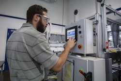 Nicholas O’Connor, Product Engineering Manager at Freudenberg Sealing Technologies’ Engineering Service Center in Ashland, NH, is responsible for state-of-the-art product validation and analysis using a variety of sophisticated test rigs and equipment.