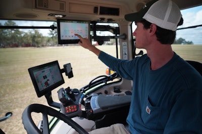 Agco Na Fendt One Operator 0820 06366