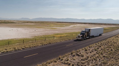 Class8 Truck Q Mvhk1 Ltn Cs Us