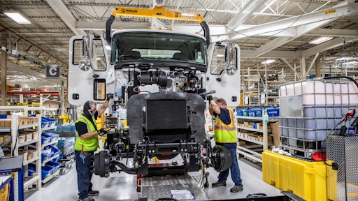 200922 Mack Md Series Production 2